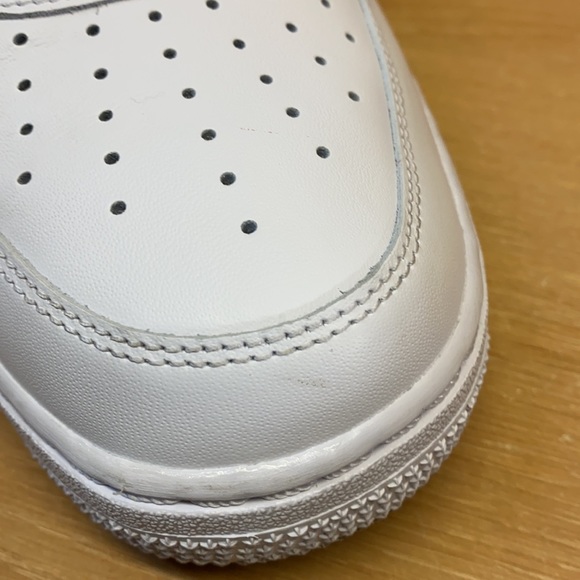 Nike Air Force 1 ‘07 Triple White Size 10 Men’s - Picture 7 of 12